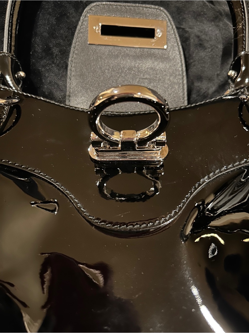 Vintage 2000s SALVATORE FERRAGAMO Marissa Gancini black patent leather bag,NEW - Picture 7 of 12
